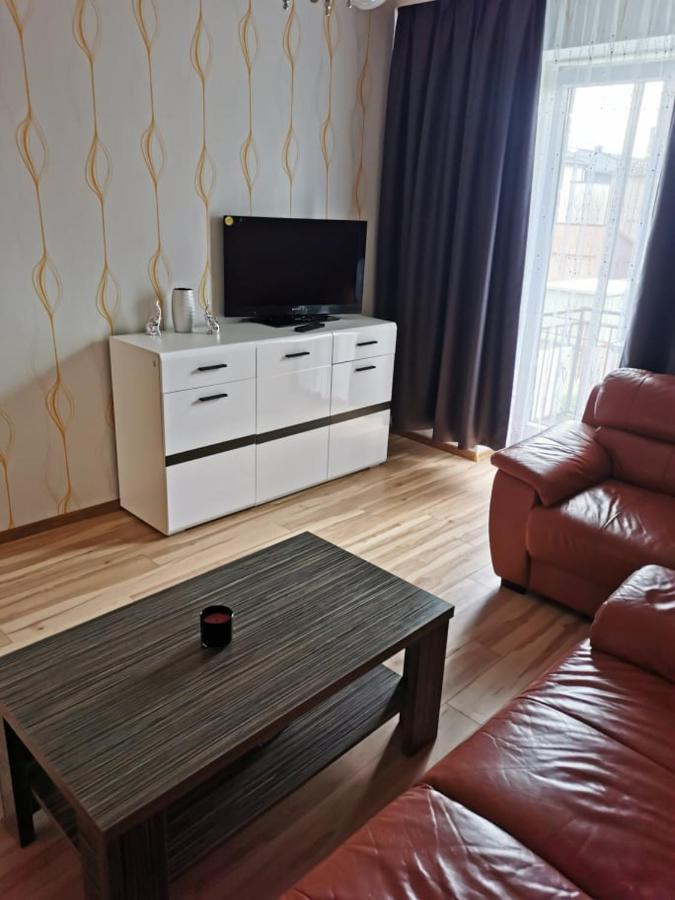 Laisves 10 Apartamento Telšiai Exterior foto
