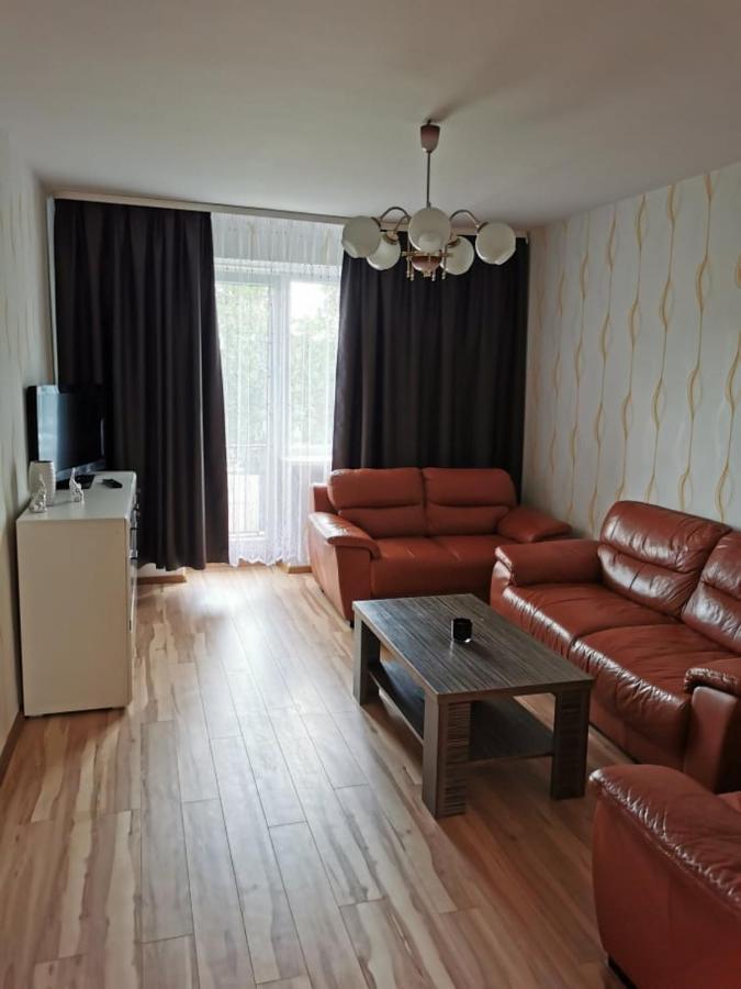 Laisves 10 Apartamento Telšiai Exterior foto